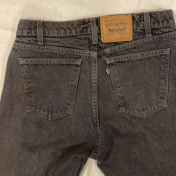 Levi’s Black 505 jeans-zipper fly. - Picture 4 of 9